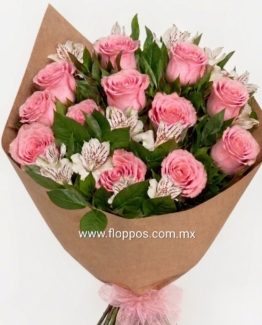 RAMO 12 ROSAS HERMOSAS